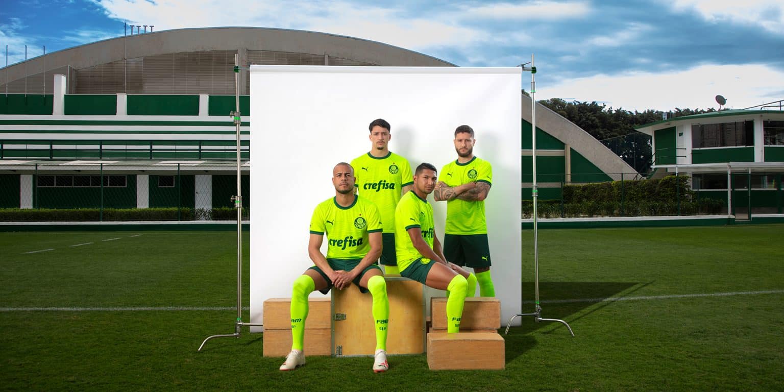 Palmeiras lan&ccedil;a nova camisa verde-lim&atilde;o e torcedores ficam nost&aacute;lgicos: &ldquo;Valdivia vibes&rdquo;