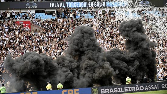 Vasco: vit&oacute;ria sobre o Atl&eacute;tico-MG &eacute; marcada por volta e festa da torcida
