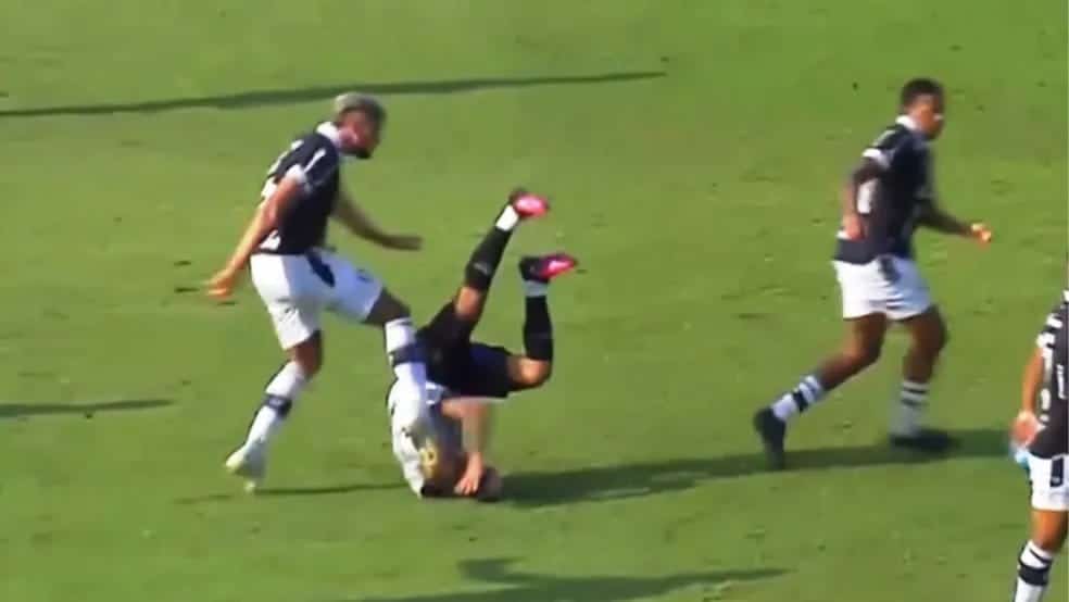 S&eacute;rie C: Remo x Altos-PI tem briga em campo, com expuls&otilde;es dois dois lados