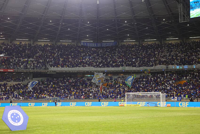 Cruzeiro sente mudan&ccedil;as de casa e fica fora de top 10 de importante ranking