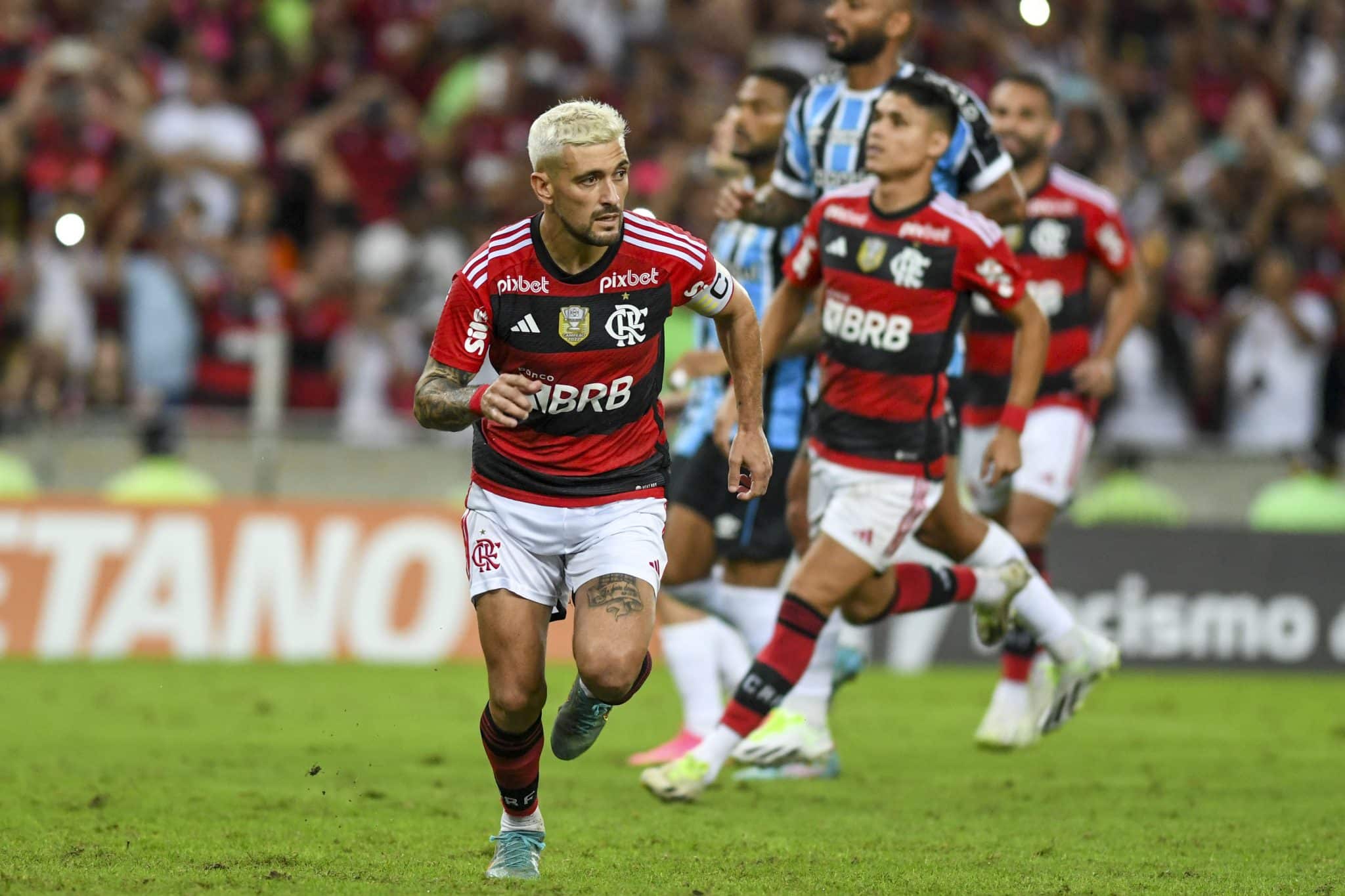 Flamengo: Arrascaeta decide classificação e desafoga rubro-negros em meio à crise