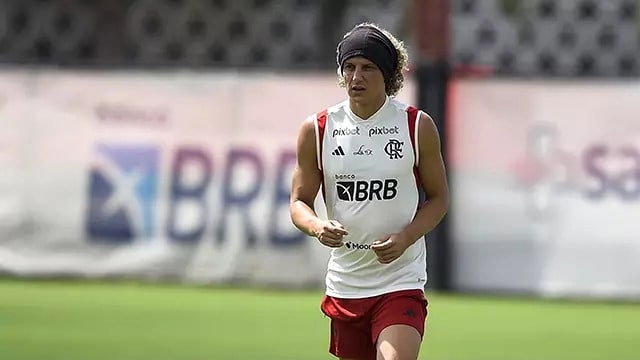 David Luiz deve reforçar o Flamengo em jogo contra o Internacional