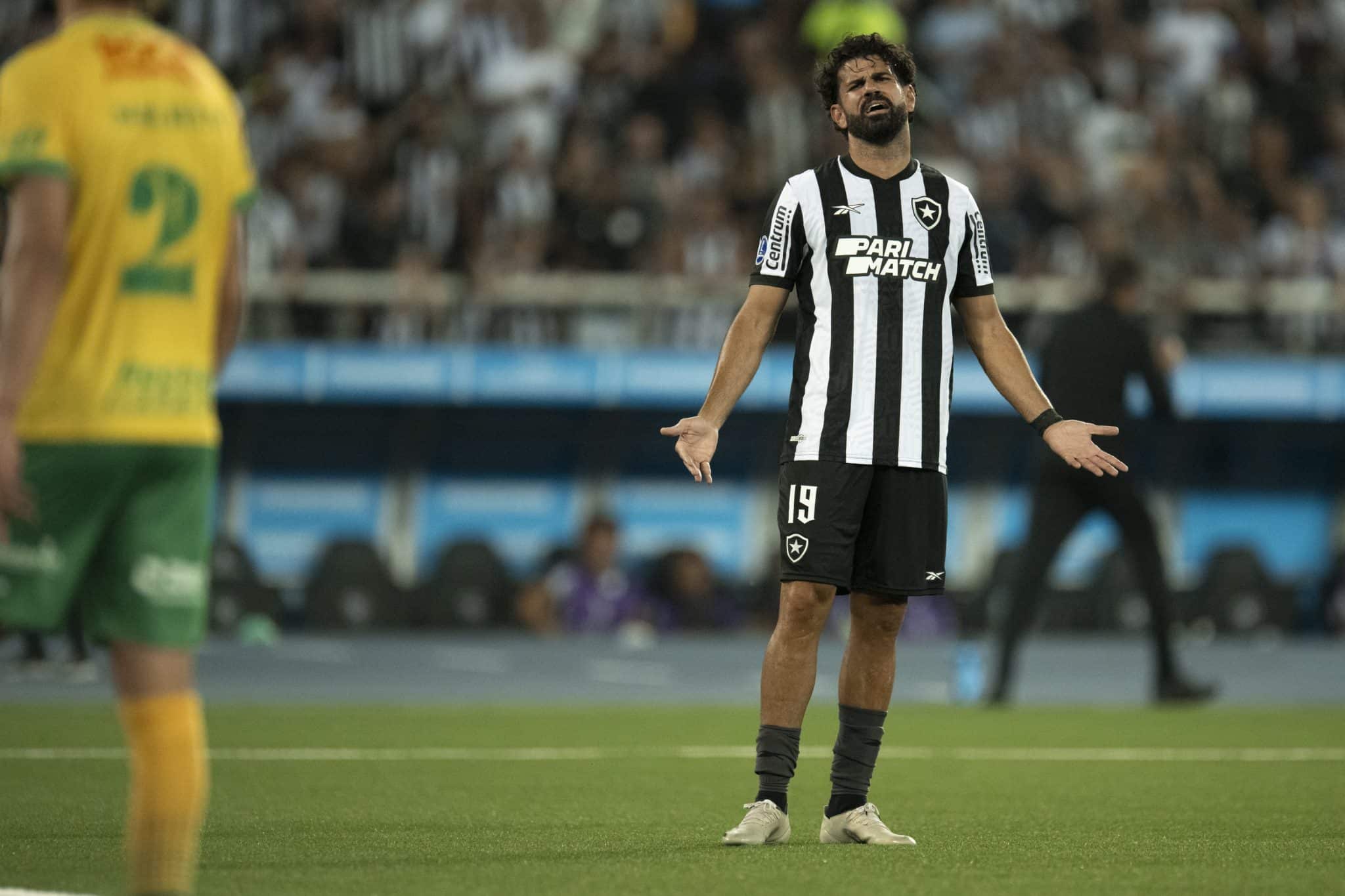Botafogo: torcida reclama de 'desinteresse' do time em empate na Sul-Americana