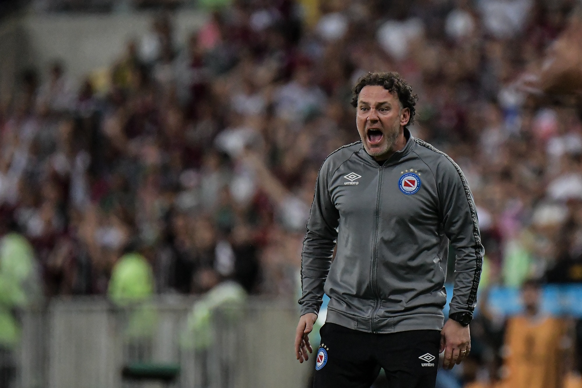 Sondado pelo Cruzeiro, Gabriel Milito descarta ingressar em novo clube no momento