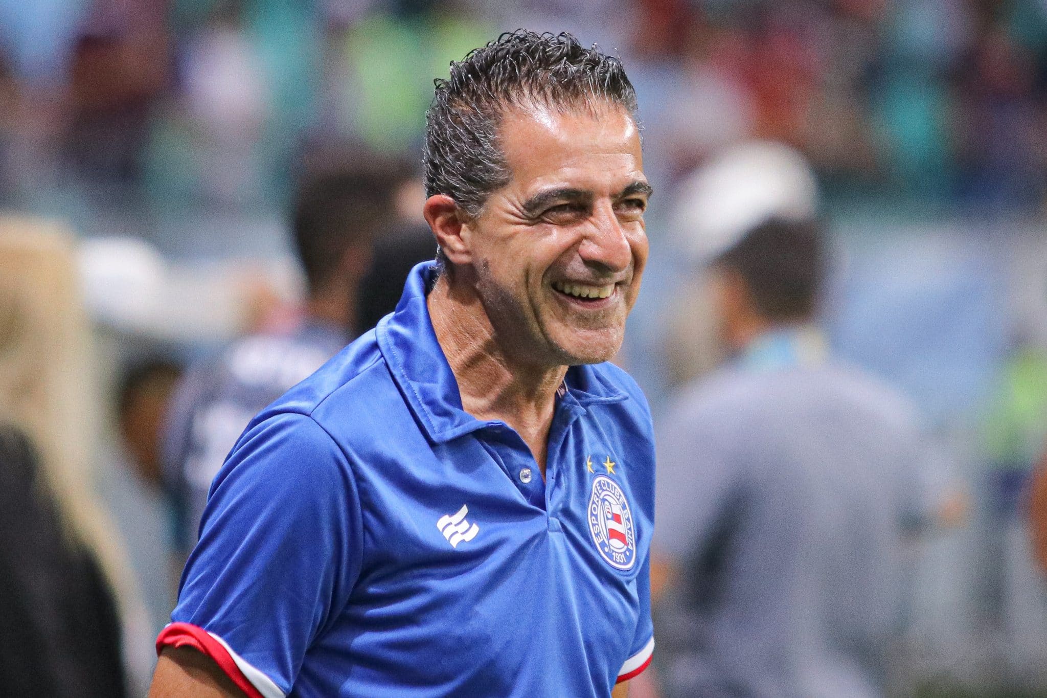 &ldquo;Pagamos a multa&rdquo;: torcedores do Bahia &lsquo;sugerem&rsquo; Renato Paiva ao Cruzeiro ap&oacute;s sa&iacute;da de Pepa