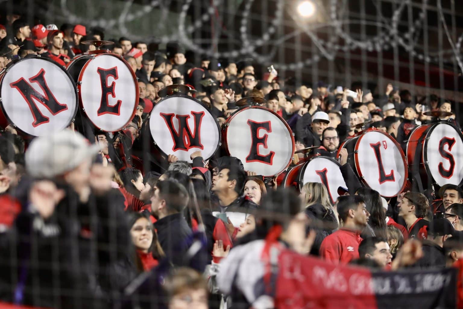 Torcida do Corinthians é vítima de racismo em jogo da Sul-Americana na Argentina