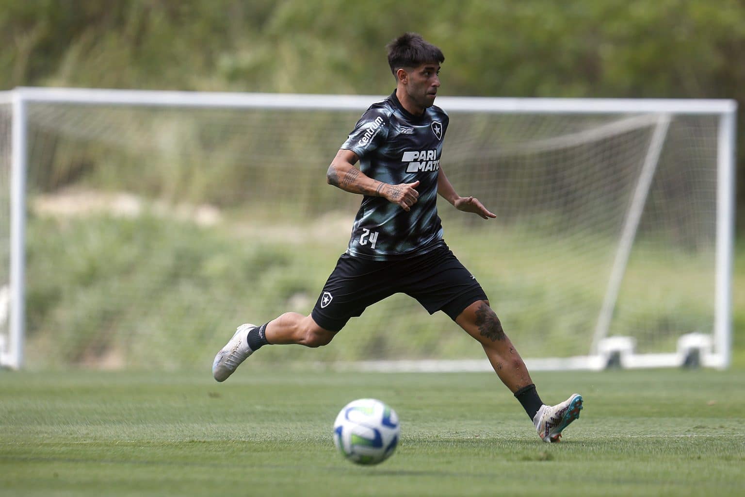 Botafogo divulga relacionados e deve ter mudan&ccedil;as para jogo contra o Atl&eacute;tico-MG