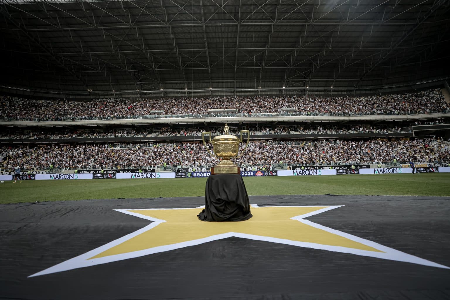 Contra o Botafogo, Atl&eacute;tico-MG vai usar patch em alus&atilde;o ao t&iacute;tulo Brasileiro de 1937