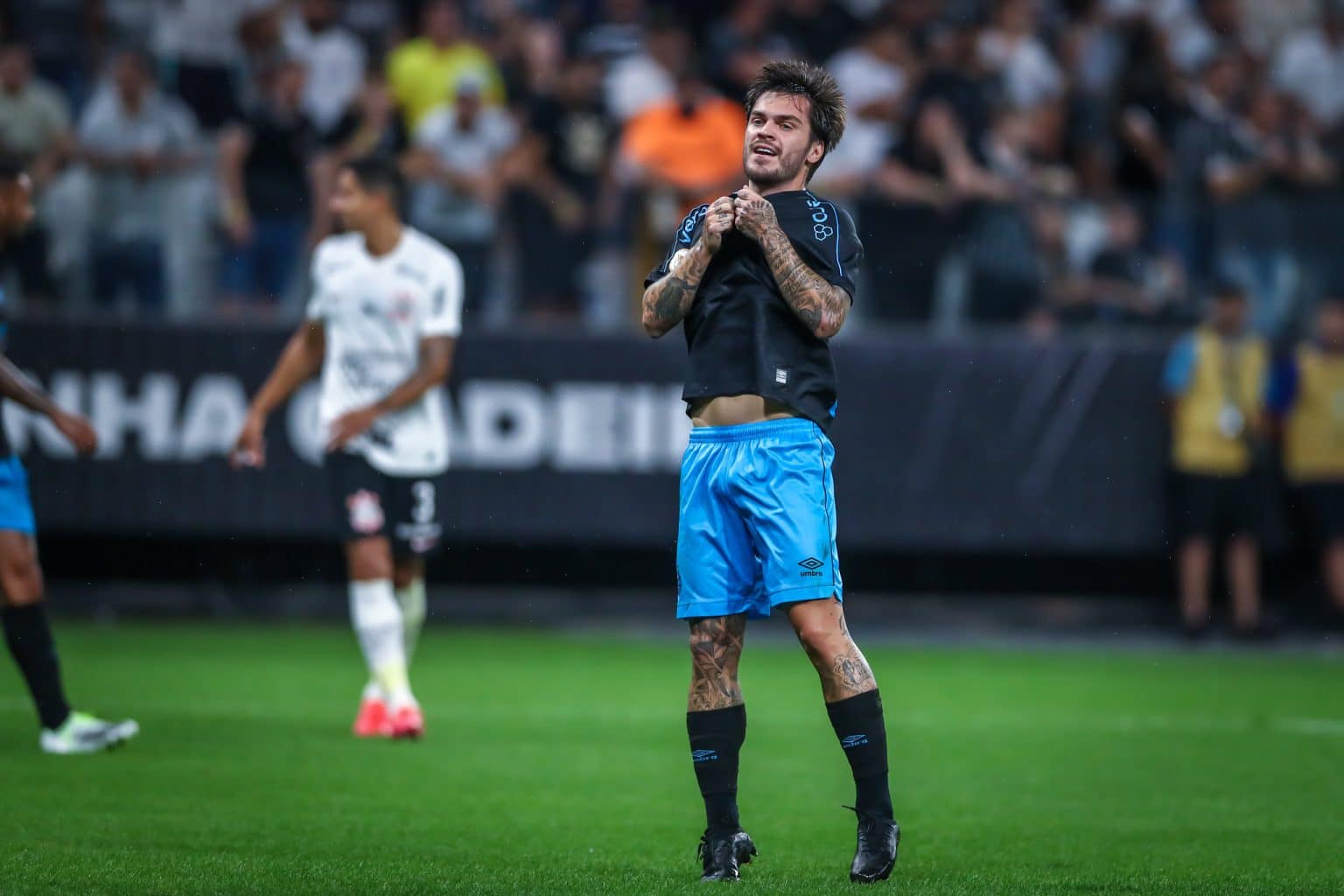 Nathan comemora primeiro gol pelo Gr&ecirc;mio: &ldquo;muito feliz&rdquo;