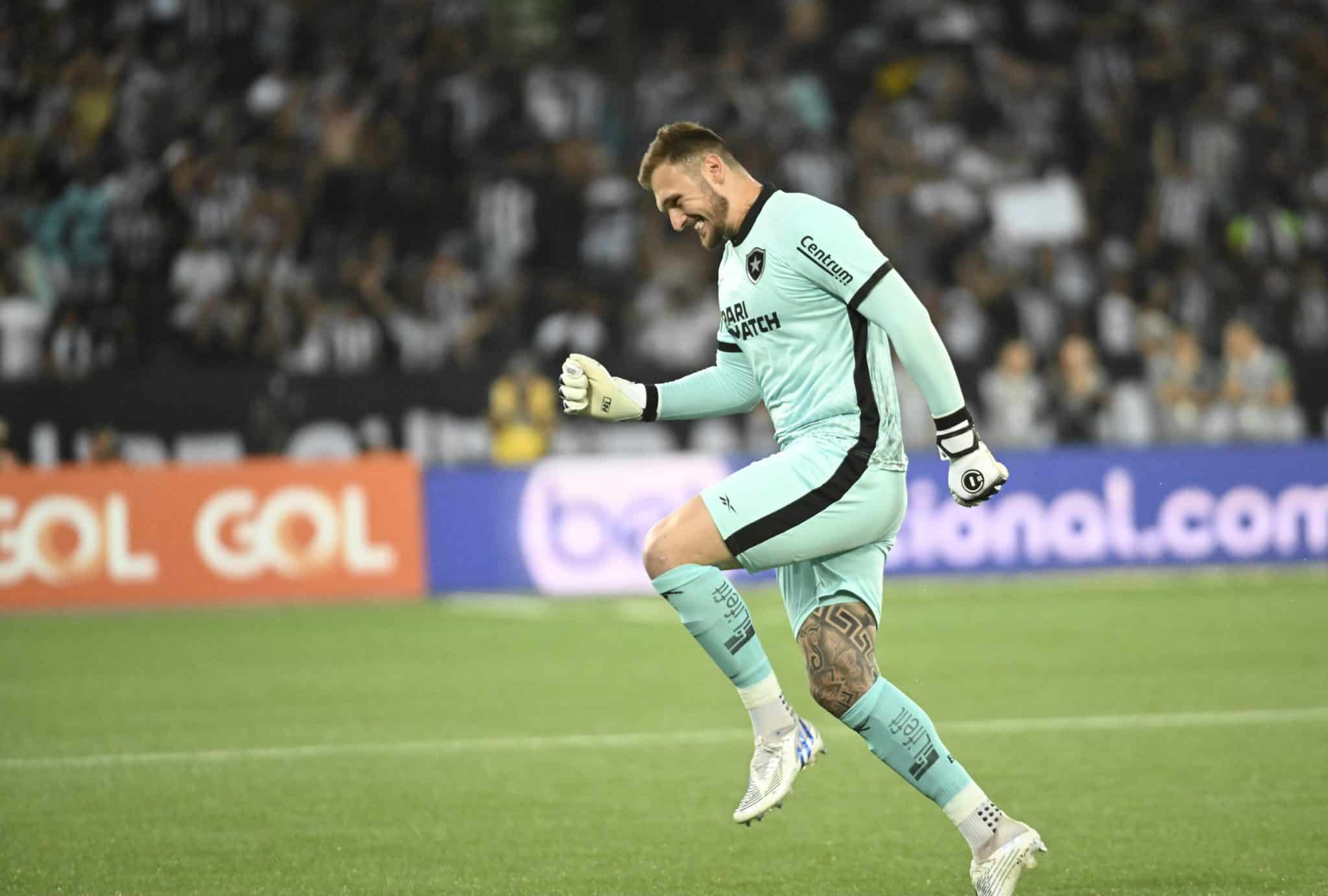 Falha de goleiro em treino da Sele&ccedil;&atilde;o enlouquece torcida do Botafogo