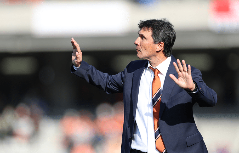 Cruzeiro: torcedores dividem opini&otilde;es sobre possibilidade de chegada de Z&eacute; Ricardo