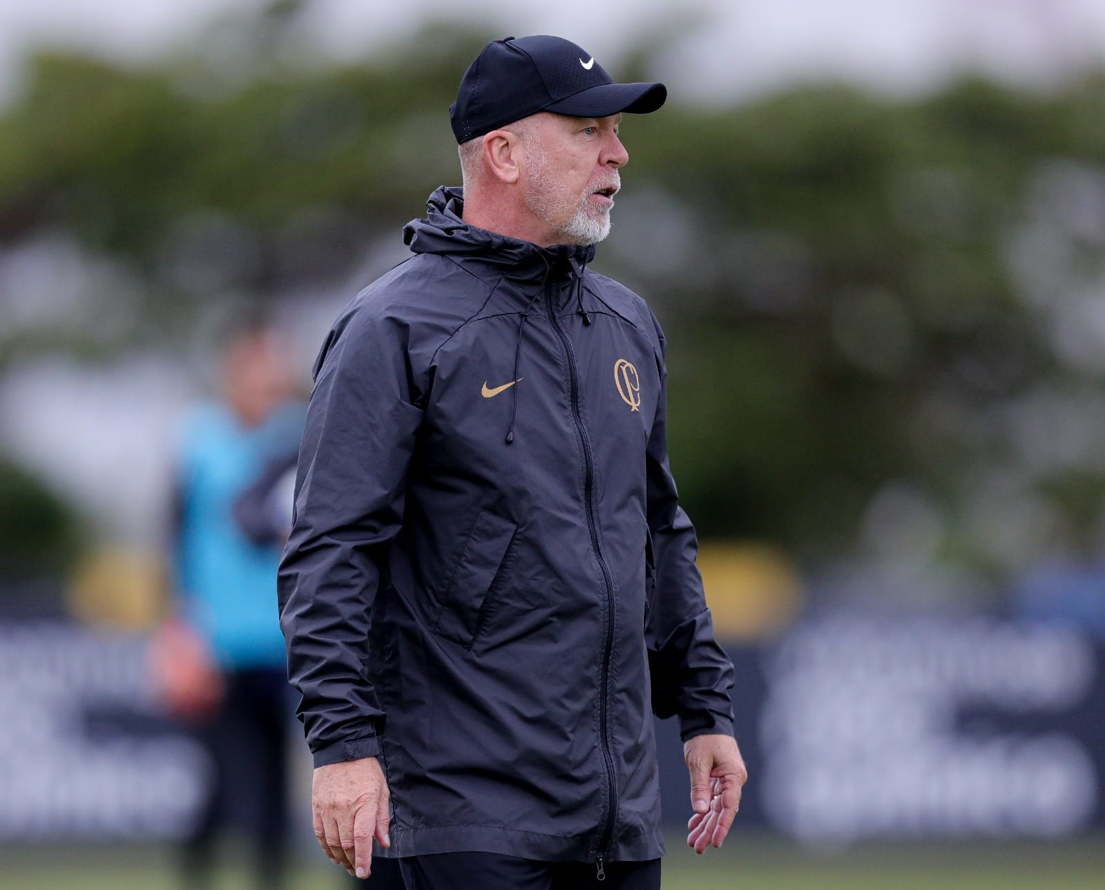 Mano Menezes revela m&aacute;goa com sa&iacute;da do Internacional: &lsquo;o time est&aacute; montado&rsquo;