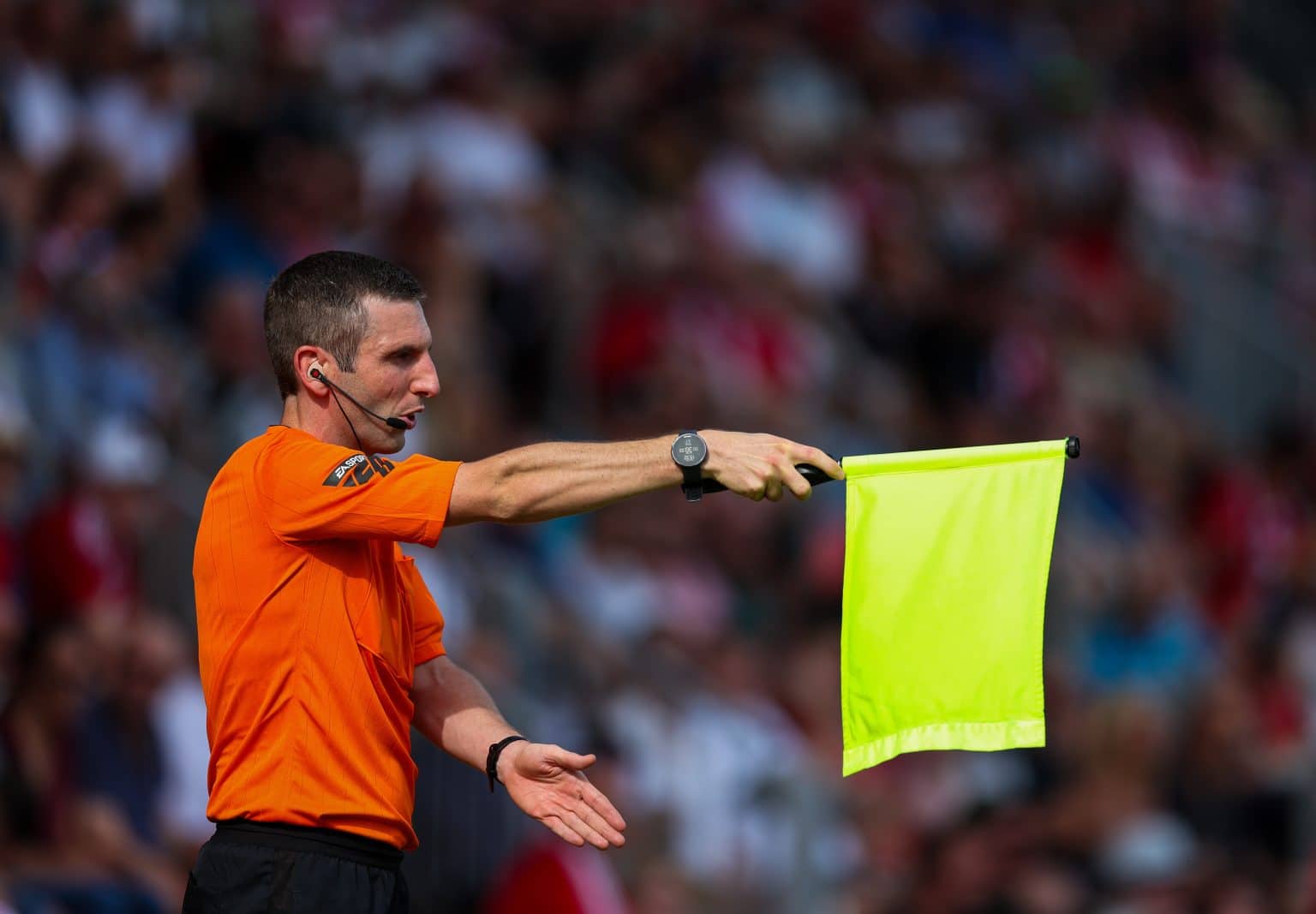 Poss&iacute;vel mudan&ccedil;a na regra do impedimento irrita torcedores: &ldquo;Vai ficar pior do que j&aacute; &eacute;&rdquo;