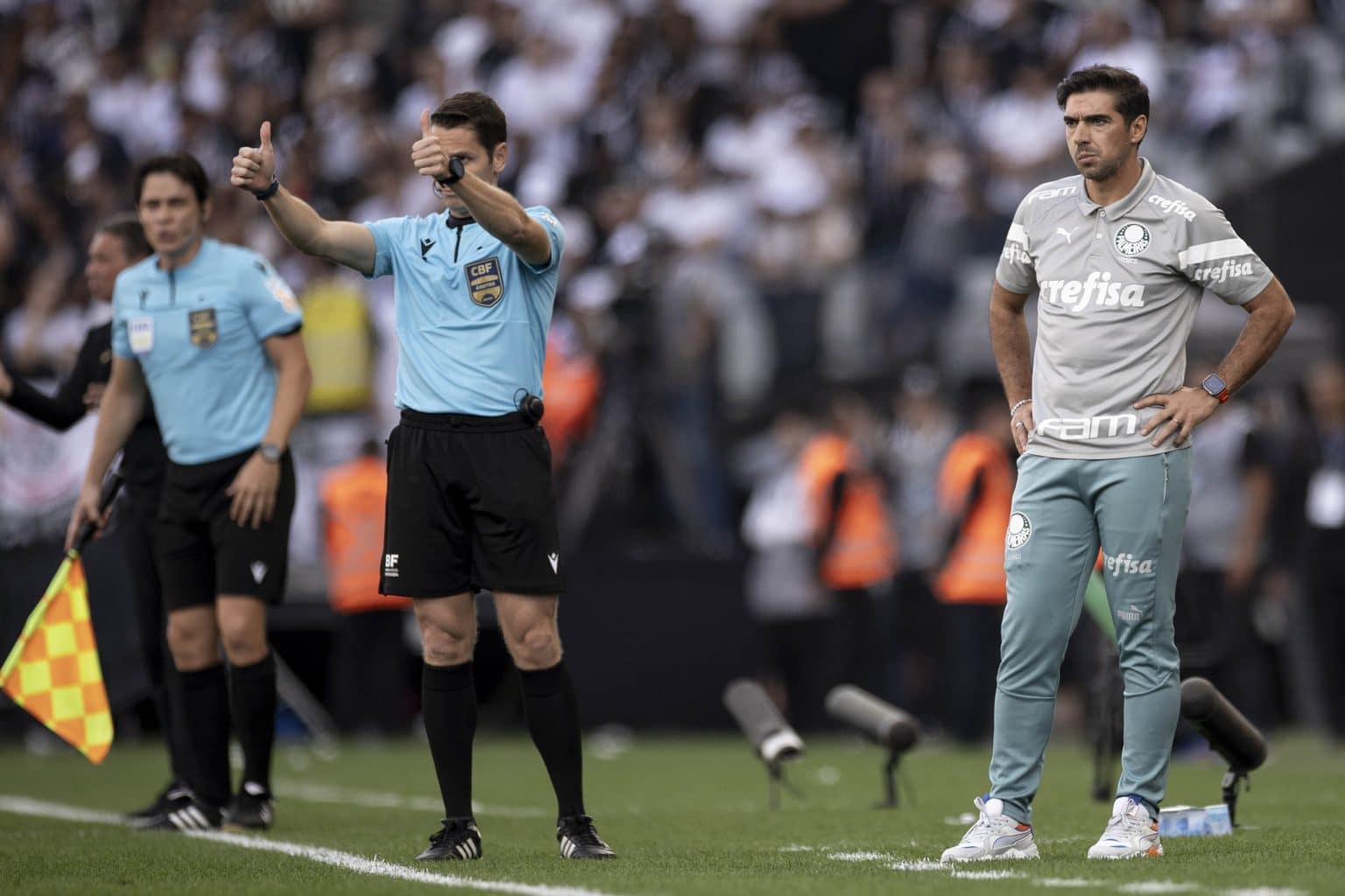 Palmeiras: Anderson Barros continua como diretor de futebol at&eacute; 2024, diz site