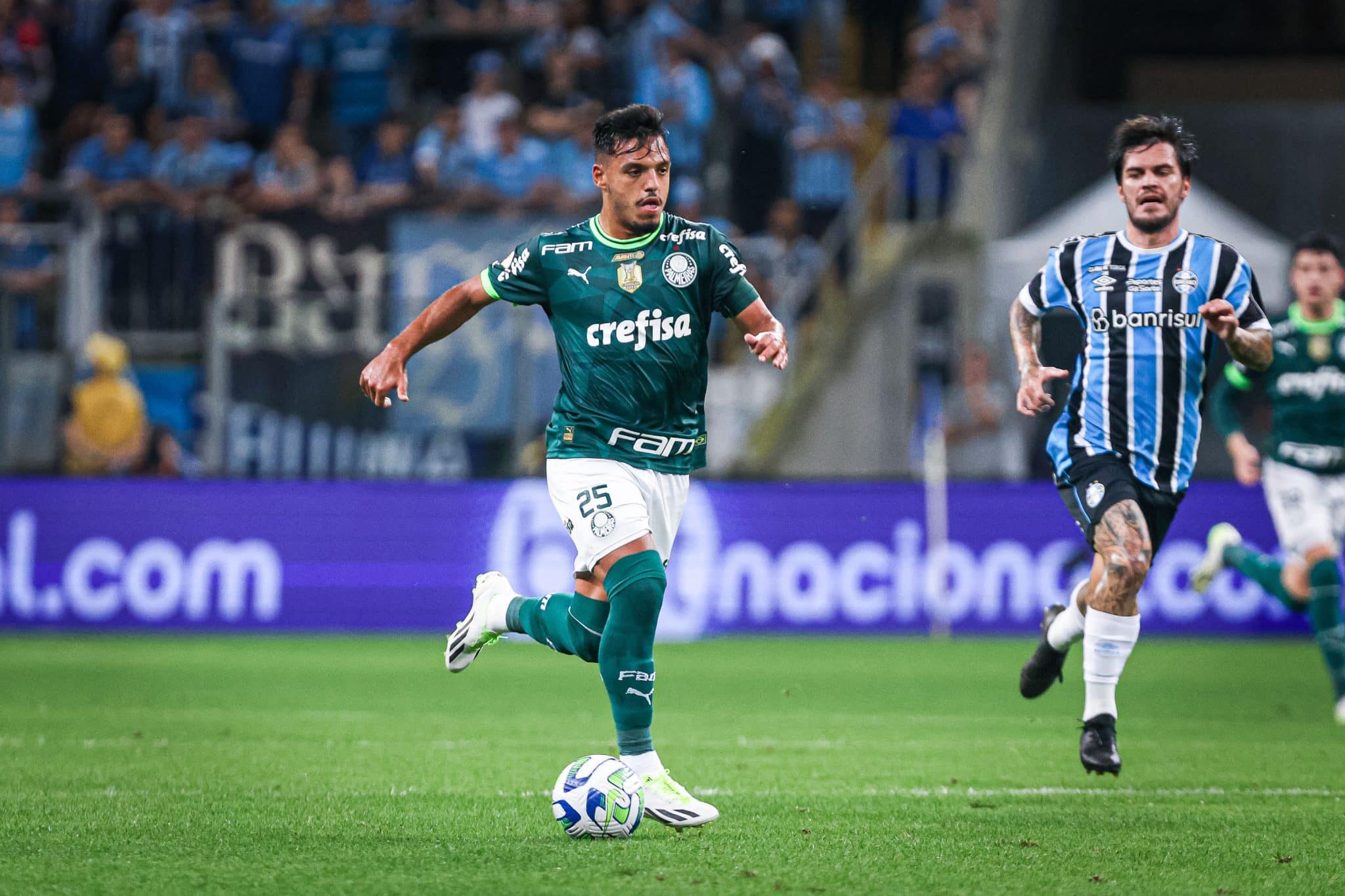 Quem deve formar o ataque do Palmeiras contra o Boca Juniors nas semifinais da Libertadores?