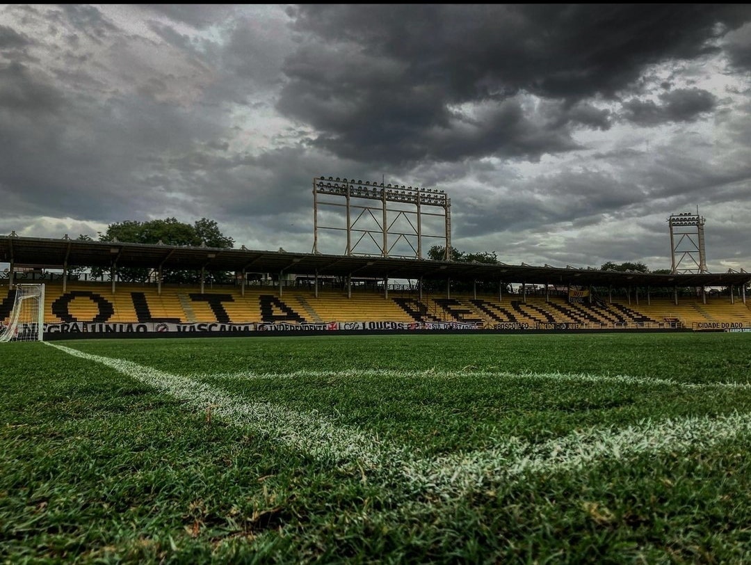 Vasco deve levar cl&aacute;ssico com o Fluminense para Volta Redonda