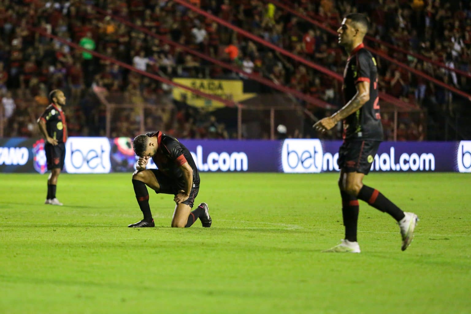 Sport: torcida do Le&atilde;o esbraveja nas redes sociais por sequ&ecirc;ncia ruim na S&eacute;rie B