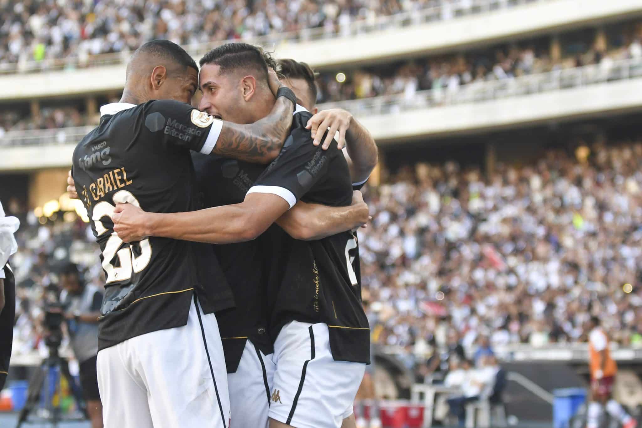 Vasco: Torcida empolga e esgota ingressos para reabertura de S&atilde;o Janu&aacute;rio em poucas horas