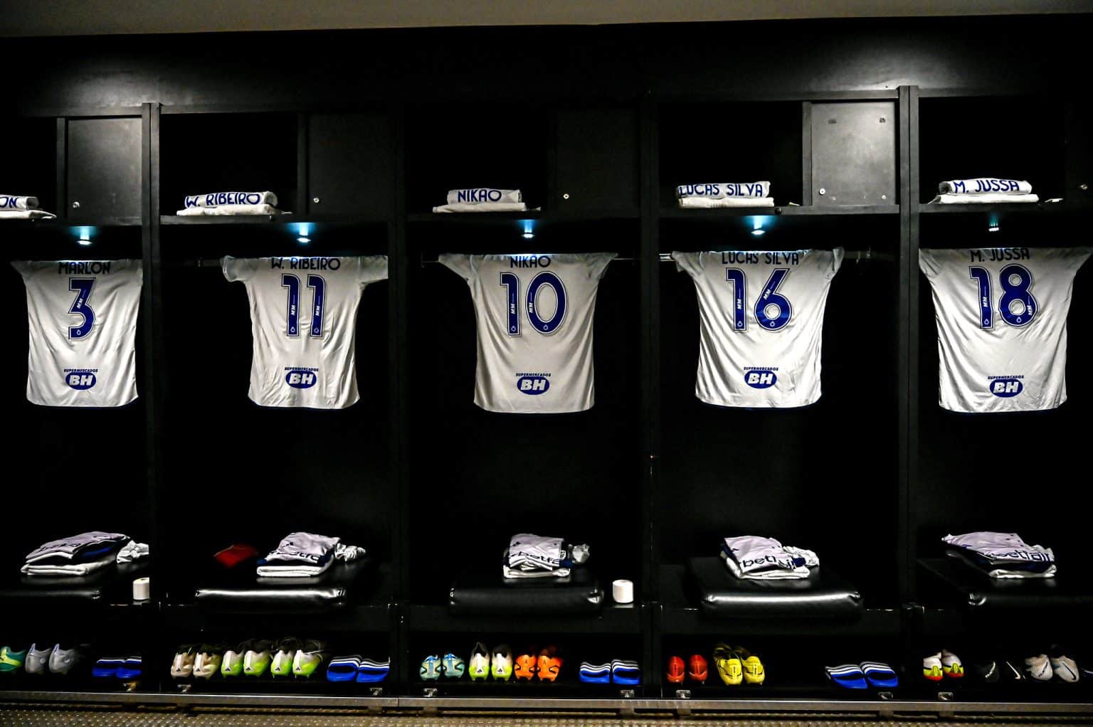 Escala&ccedil;&atilde;o do Cruzeiro: Gilberto e Nik&atilde;o come&ccedil;am partida contra o Fluminense