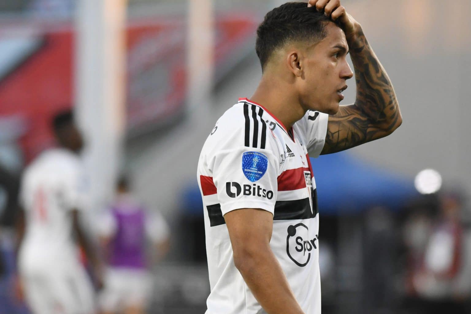 S&atilde;o Paulo: Com retorno de Ferraresi, torcida questiona longa recupera&ccedil;&atilde;o de Igor Vin&iacute;cius