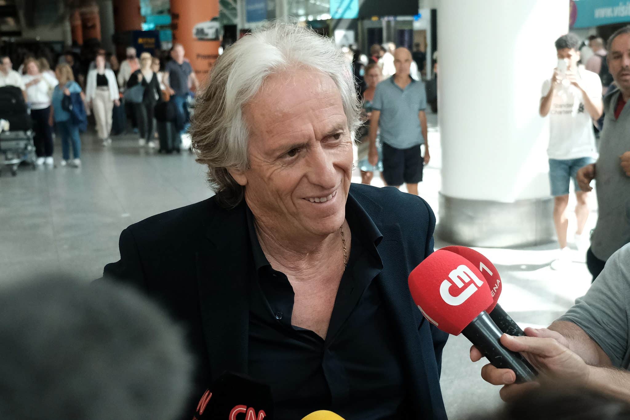 Vídeo de Jorge Jesus no Al Hilal dá saudade em torcedores do Flamengo