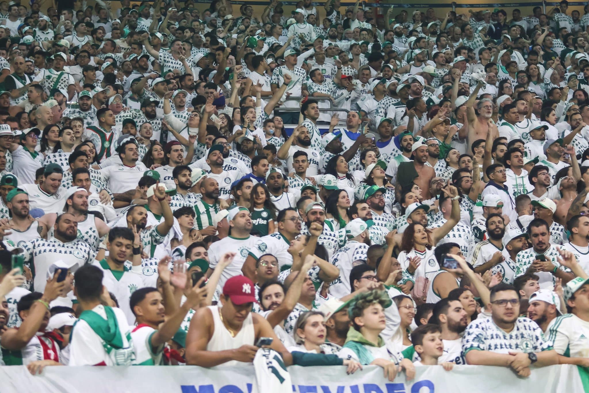 Palmeiras: Torcida desconfia de chegada de Bruno Henrique por negocia&ccedil;&otilde;es recentes