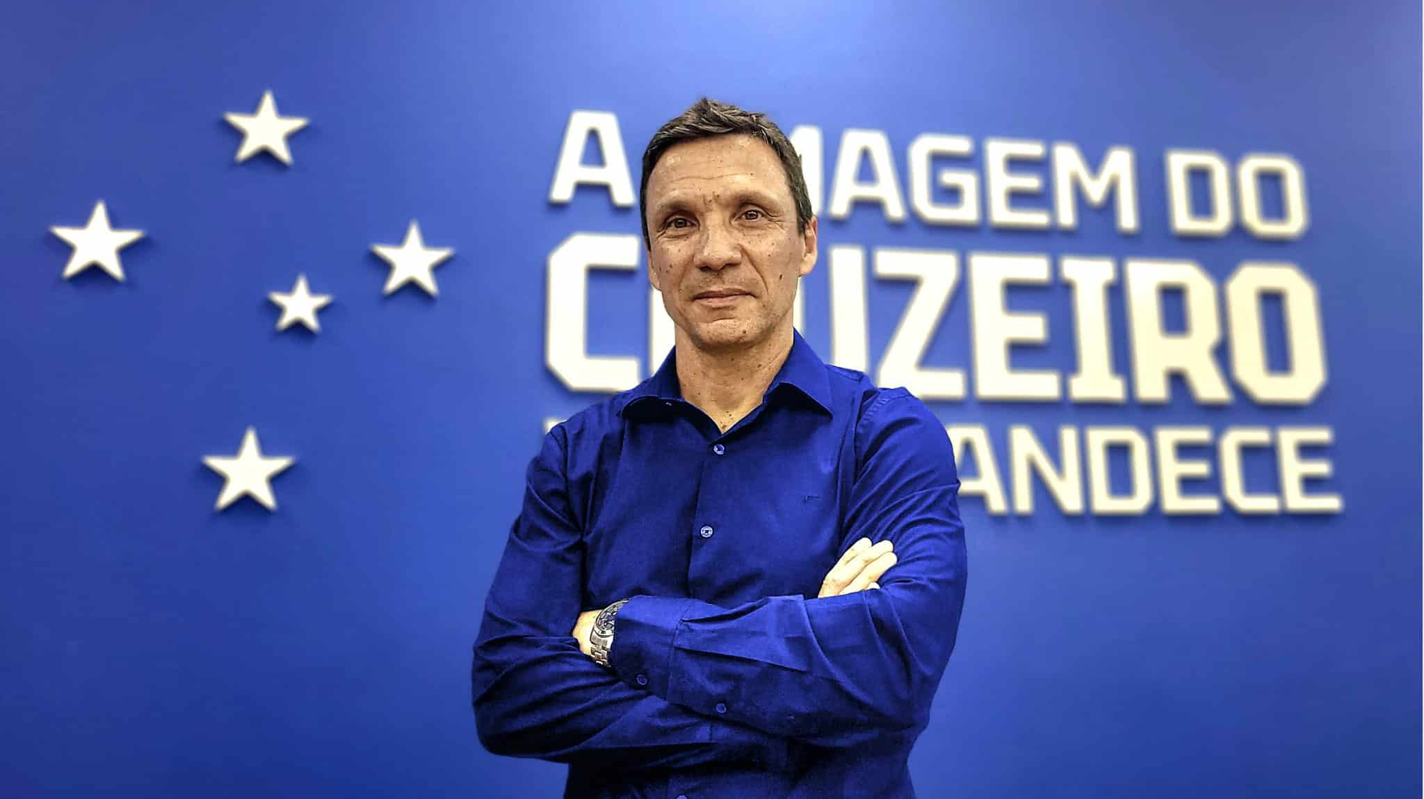 Z&eacute; Ricardo &eacute; anunciado como novo t&eacute;cnico do Cruzeiro