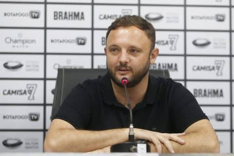 Diretor de futebol do Botafogo explica demissão de Bruno Lage: ‘melhor para o clube’