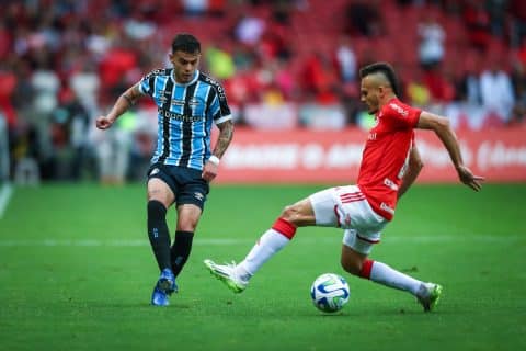 Carballo, do Gr&ecirc;mio, pede dispensa da Sele&ccedil;&atilde;o Uruguaia: &ldquo;meu corpo n&atilde;o permitia&rdquo;