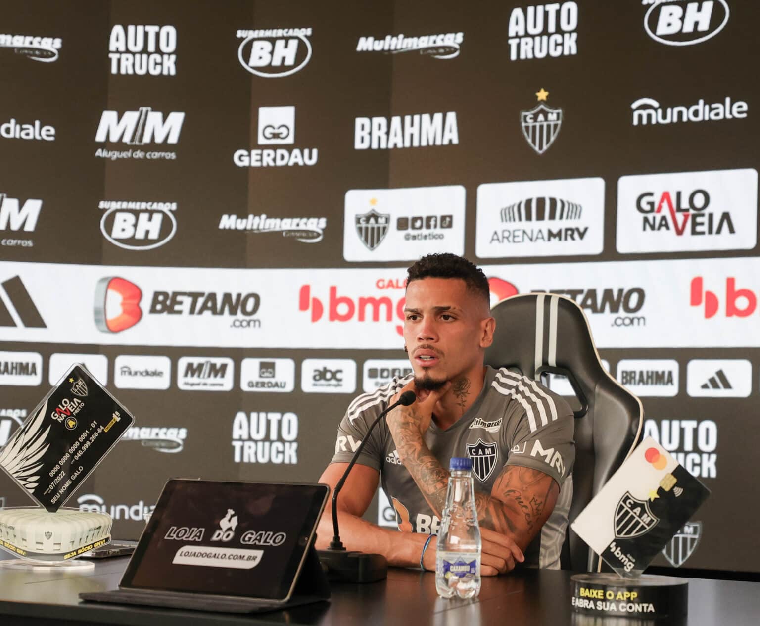&lsquo;&Eacute; claro que preocupa&rsquo;, afirma Paulinho sobre Atl&eacute;tico-MG n&atilde;o conseguir vaga na Libertadores