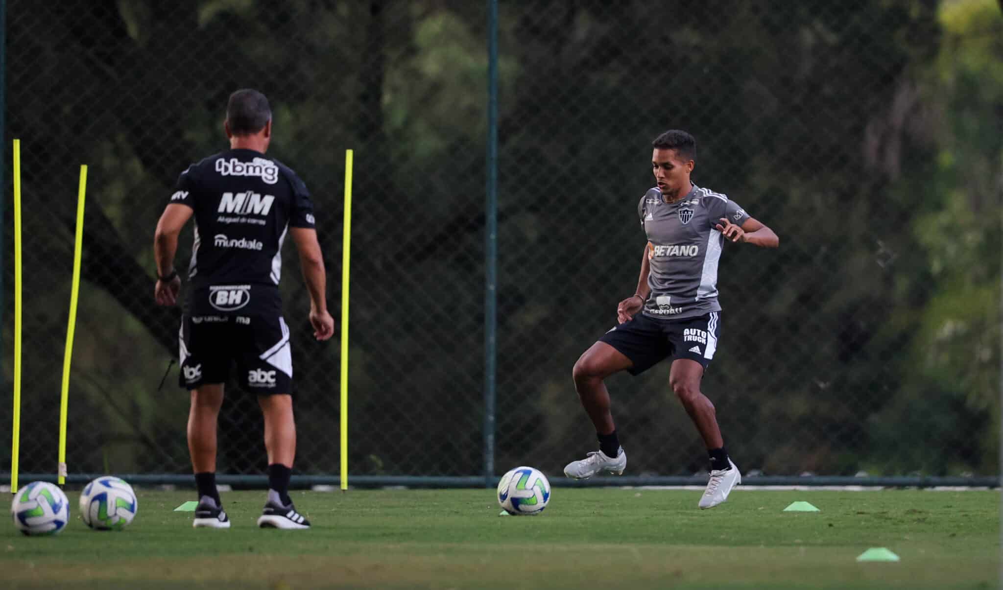 Atl&eacute;tico-MG tem cinco no DM e selecion&aacute;veis de volta contra o Palmeiras; veja relacionados