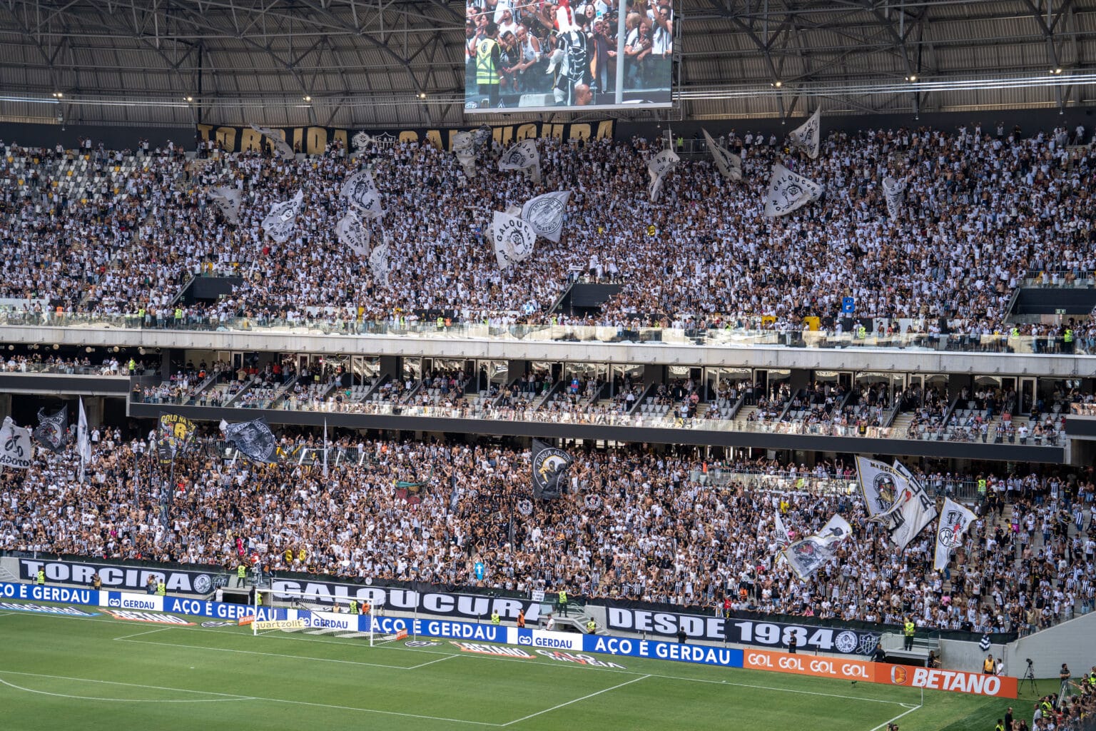 Atl&eacute;tico-MG tem recorde de p&uacute;blico e bilheteria na Arena MRV em cl&aacute;ssico contra o Cruzeiro