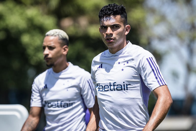 Escala&ccedil;&atilde;o do Cruzeiro: Z&eacute; Ricardo mant&eacute;m base do time para pegar Bahia