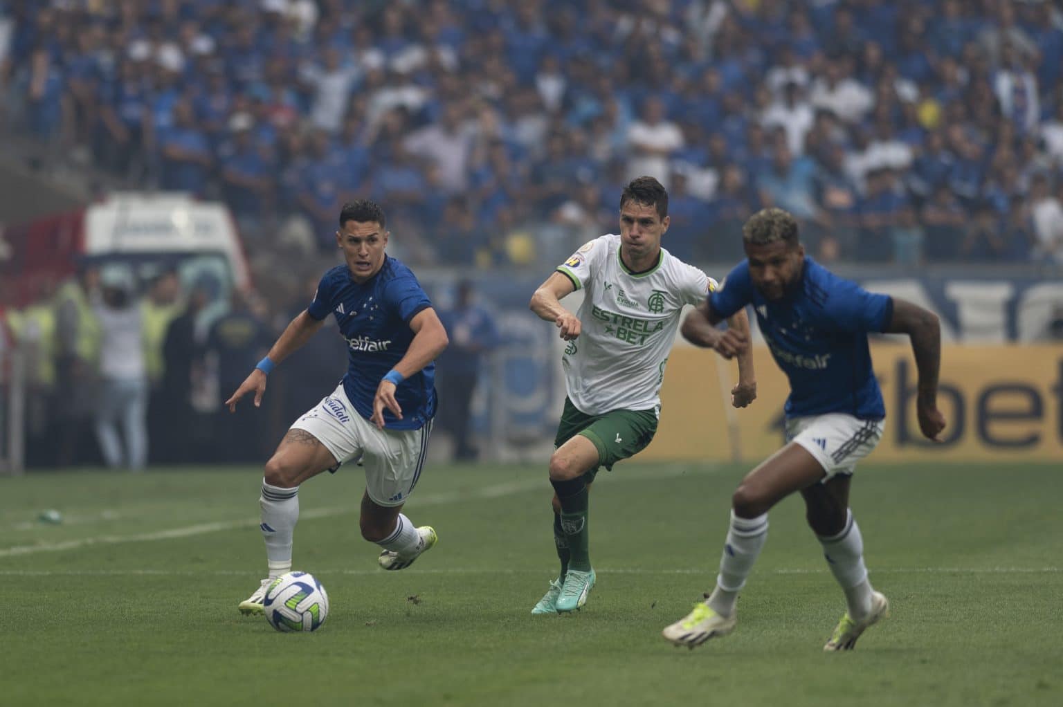 Cruzeiro: torcida cobra desempenho e atleta dispara sobre situa&ccedil;&atilde;o do time: &ldquo;&eacute; imposs&iacute;vel repetir os mesmos erros&rdquo;