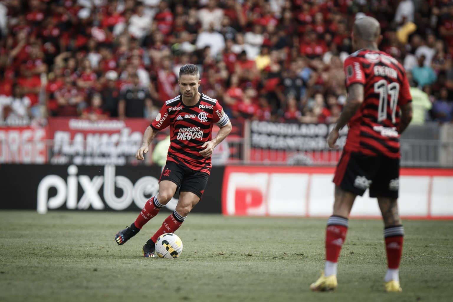 Diego Ribas avalia chegada de Tite ao Flamengo e ganha elogios da torcida: &ldquo;sabe muito&rdquo;