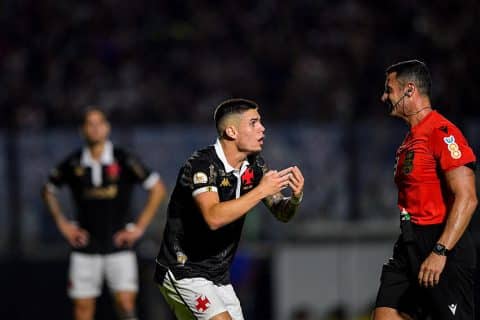 Vasco faz reclama&ccedil;&atilde;o formal na CBF sobre arbitragem de empate com o S&atilde;o Paulo