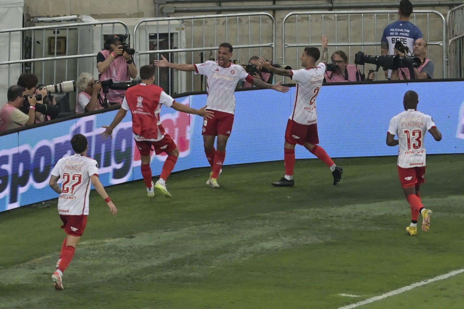 Internacional: torcedores preparam memes e vivem expectativa de final da Libertadores ap&oacute;s 13 anos