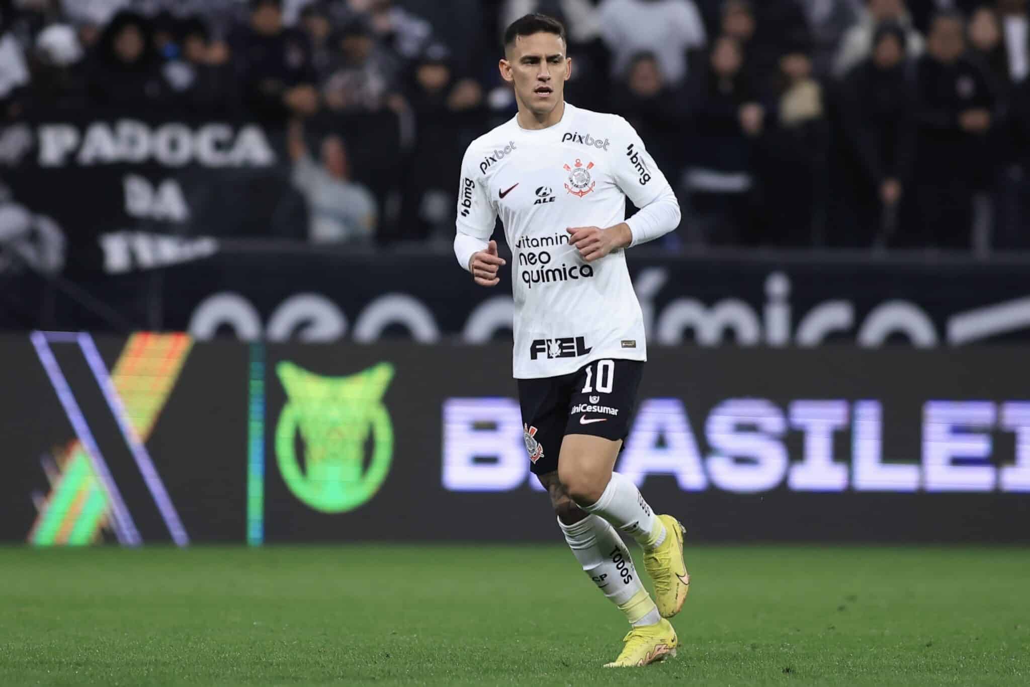 Como é amigo? Mano Menezes toma decisão surpreendente em relação ao ataque do Corinthians