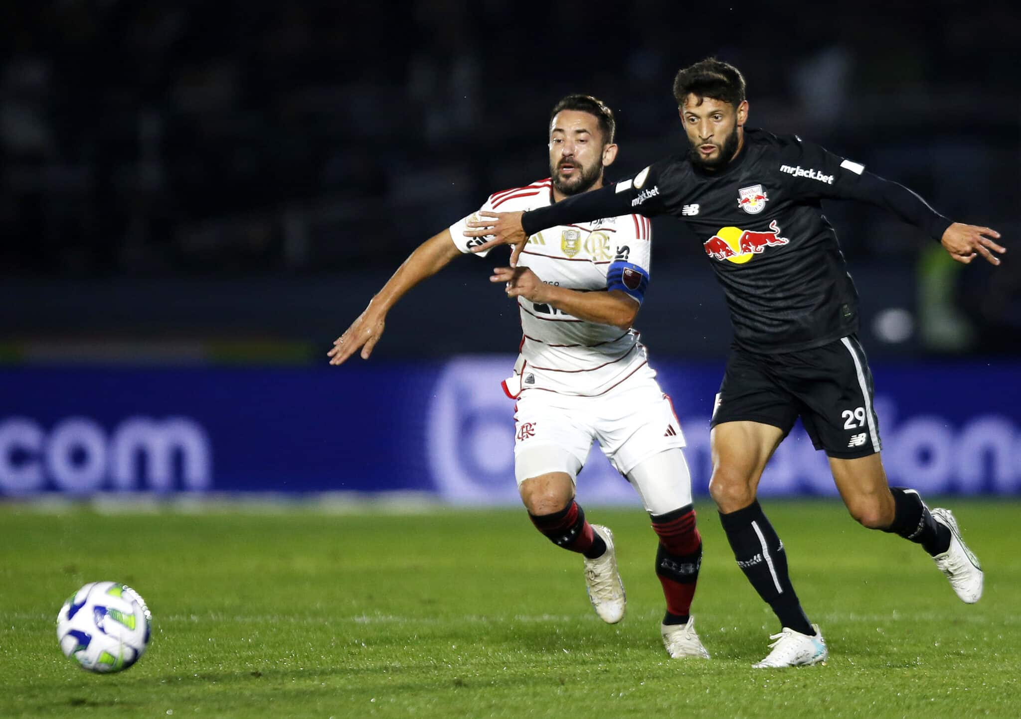 CBF define data de Flamengo x Bragantino e mexe em outros quatro jogos do Rubro-Negro