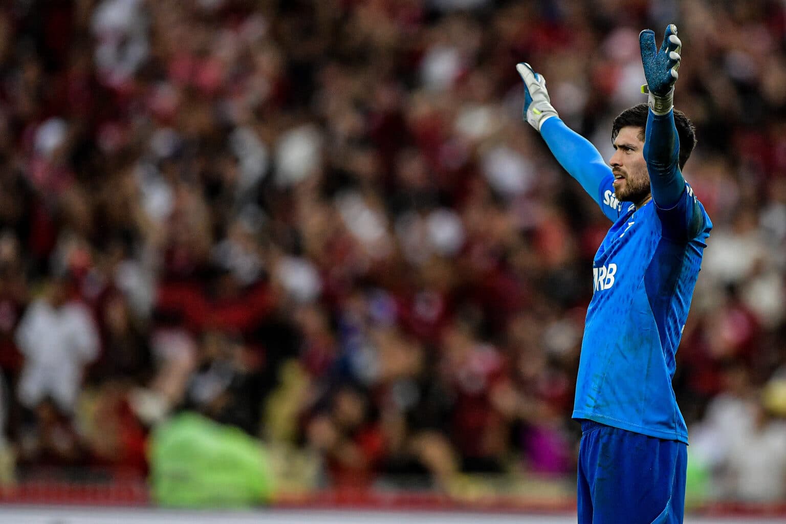 Rossi prega cautela ao Flamengo no Brasileir&atilde;o e celebra sequ&ecirc;ncia