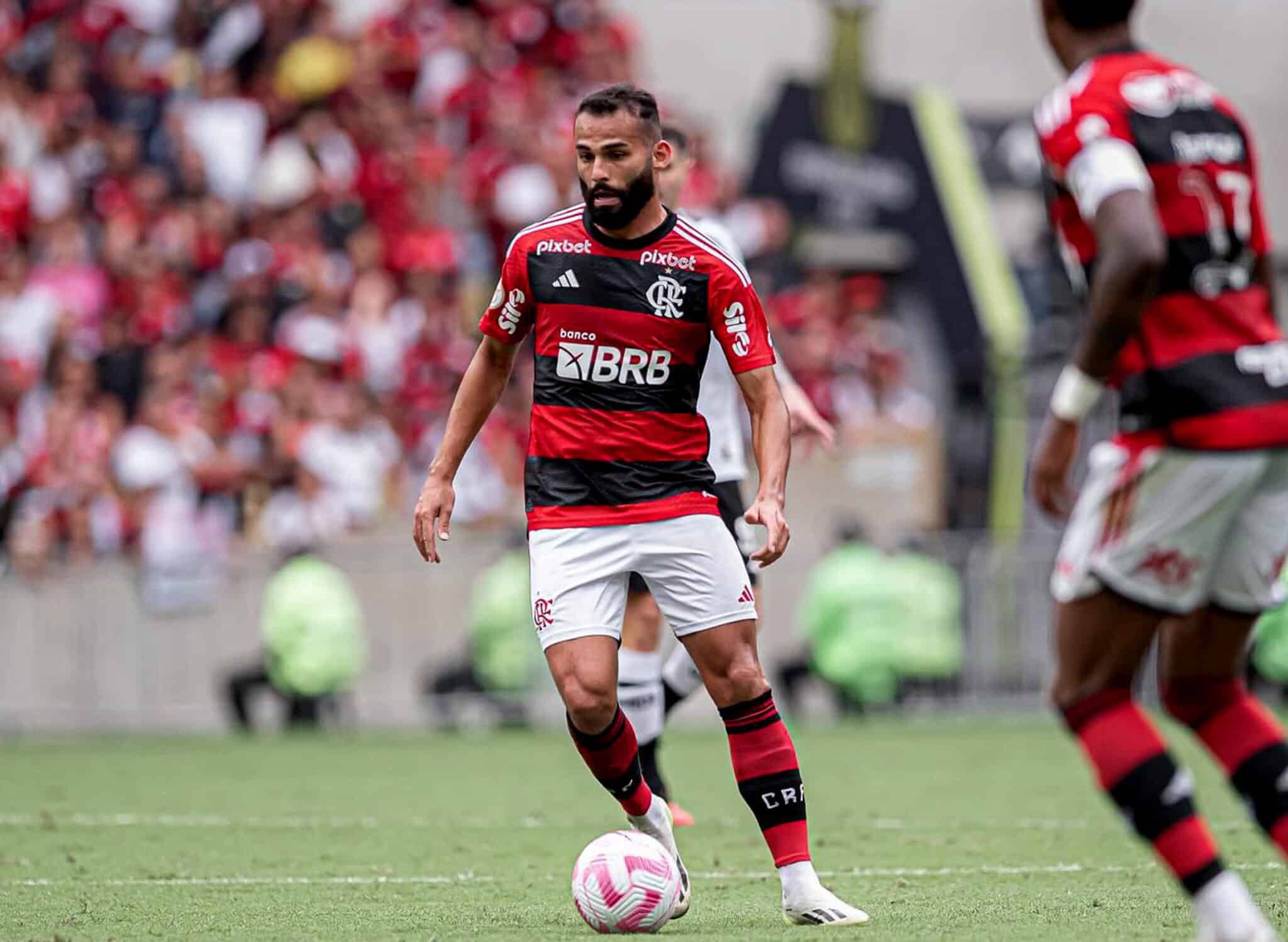 Thiago Maia celebra in&iacute;cio de Tite no Flamengo e analisa duelo com Payet: &ldquo;Deu certo&rdquo;