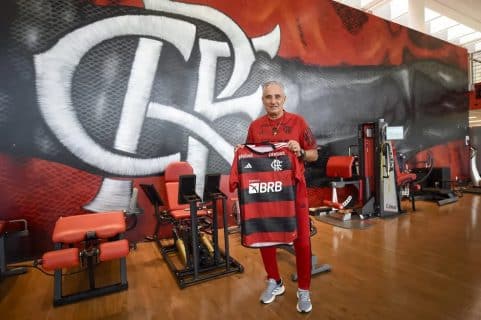 Tite confirma que ainda sonha com t&iacute;tulo do Campeonato Brasileiro pelo Flamengo