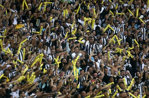 &ldquo;Obrigado, maior de Minas&rdquo;: torcedores do Botafogo vibram com vit&oacute;ria do Atl&eacute;tico-MG sobre o Bragantino