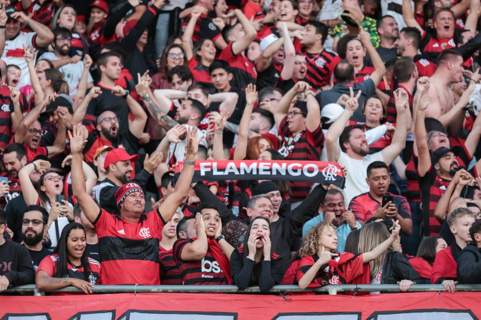Torcida do Flamengo cobra vit&oacute;ria do Boca Juniors em cima do Fluminense por &lsquo;favor&rsquo; antigo; Entenda